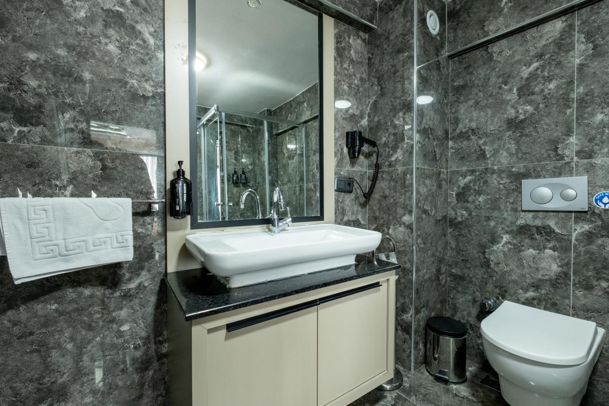 Frt Airlines Hotel - Istanbul Airport Arnavutkoy Экстерьер фото