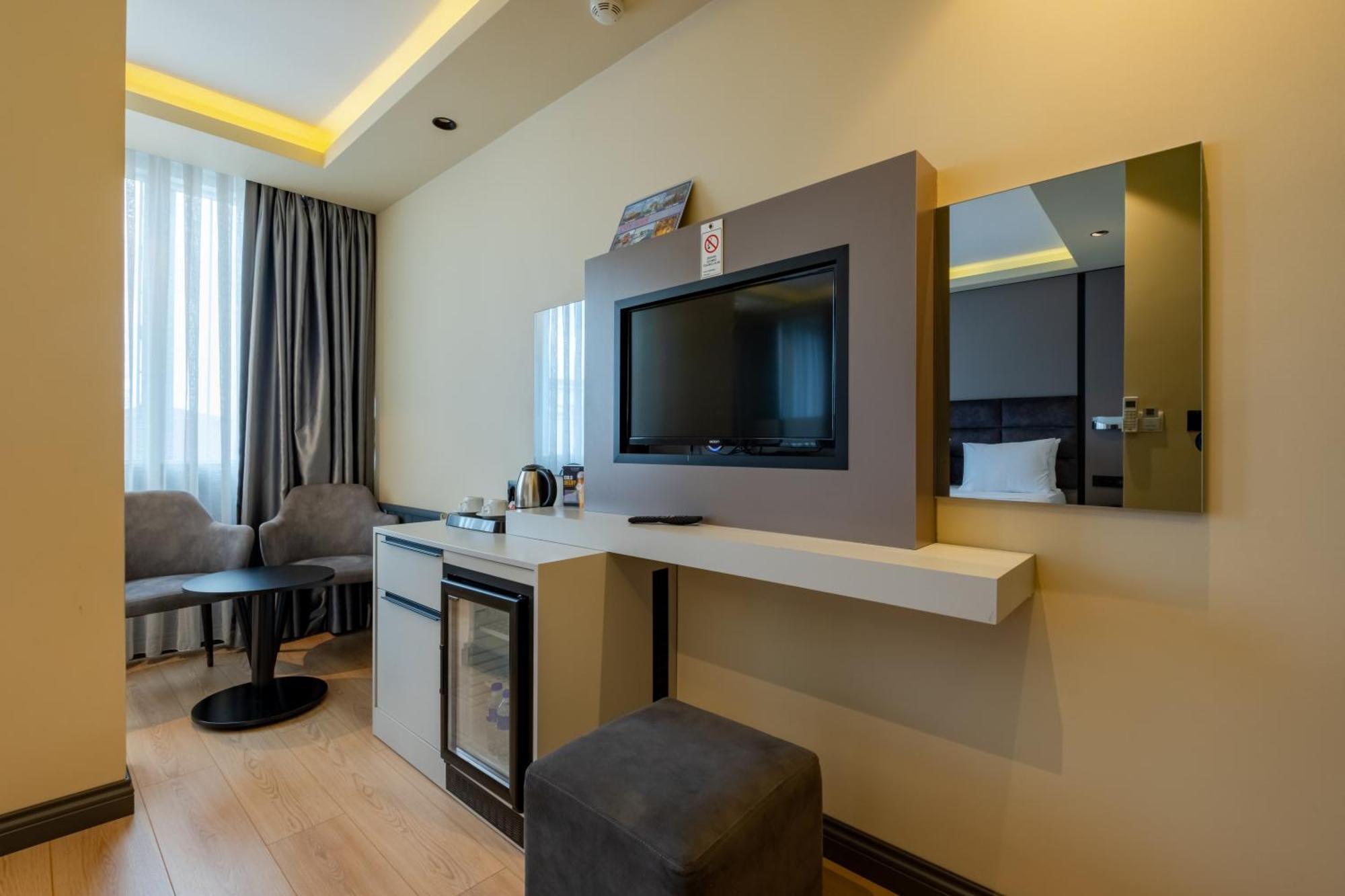 Frt Airlines Hotel - Istanbul Airport Arnavutkoy Экстерьер фото